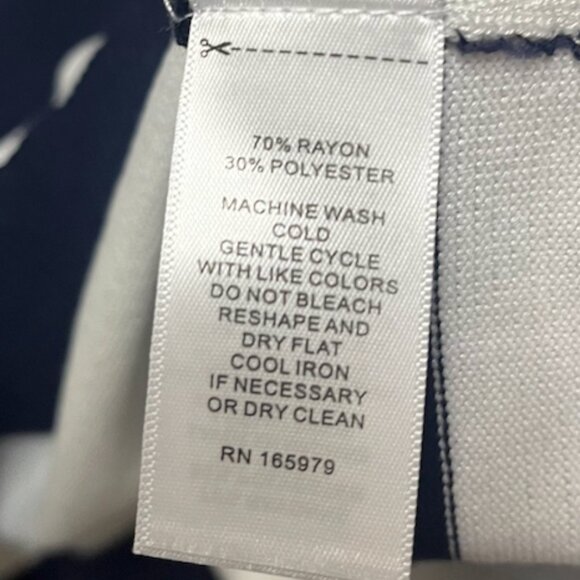 NWOT Cable & Guage Navy & White Striped Sweater - Picture 4 of 6